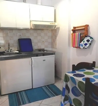 Maria Studios Agia Efimia 0*,